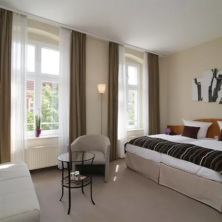 Gut Stadt Hotel