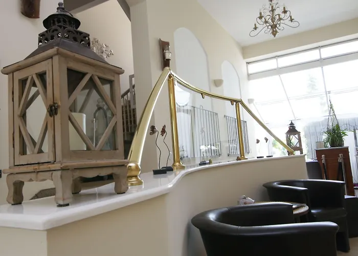 Gut Stadt فندق بيليتس